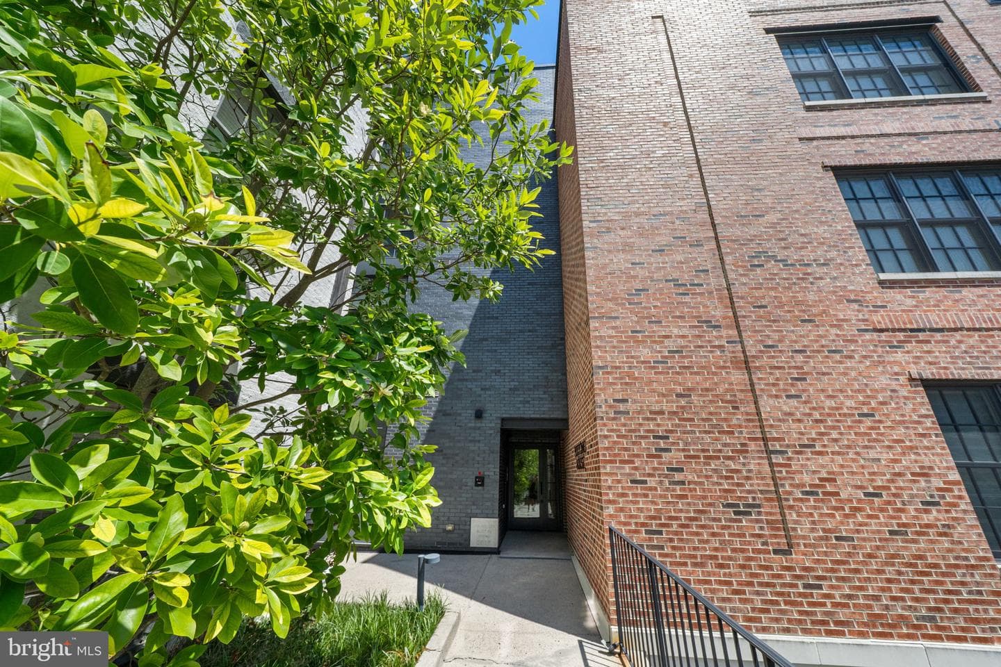 521 N Washington Street #101 photo 30