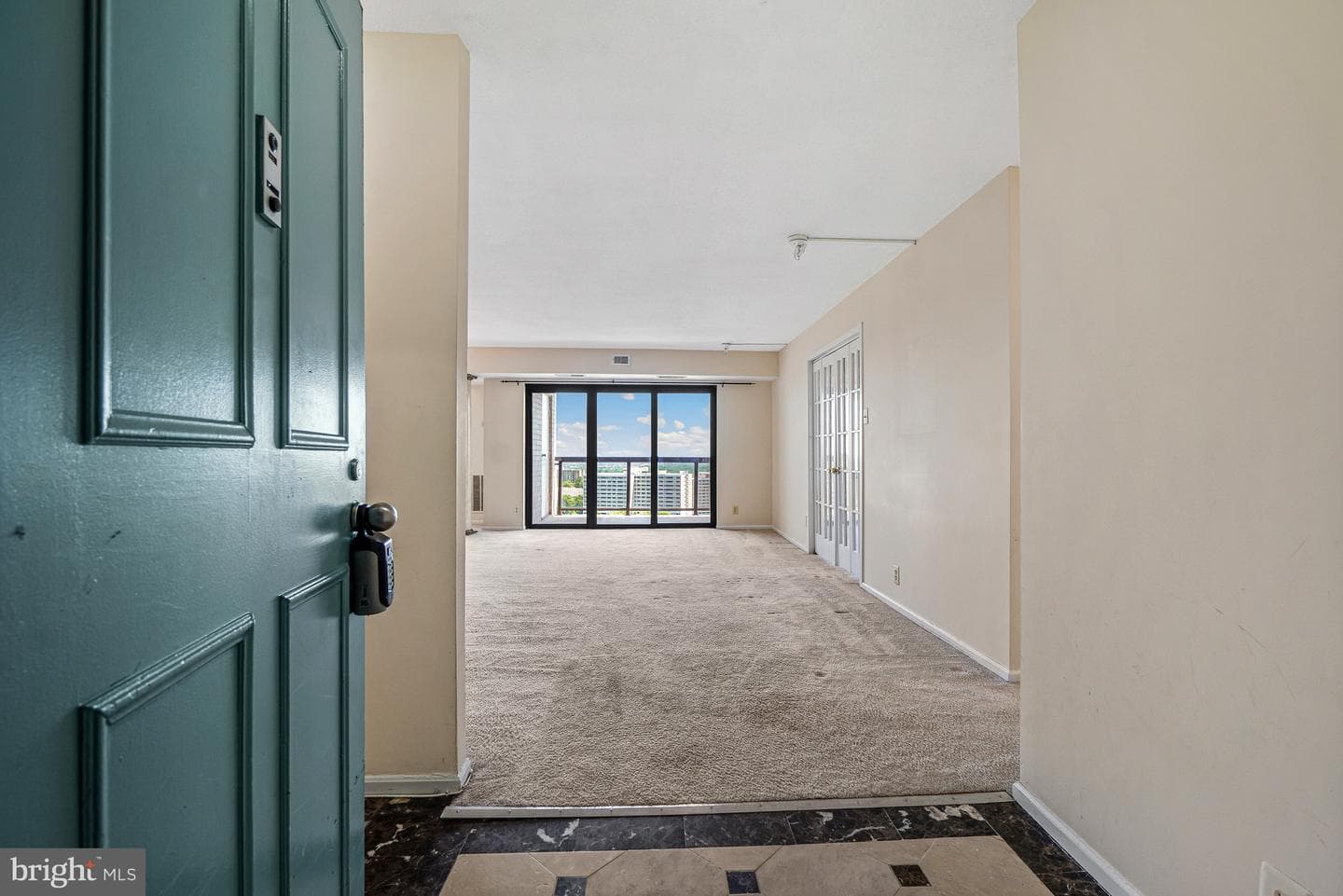 205 Yoakum Parkway #1809 photo 5