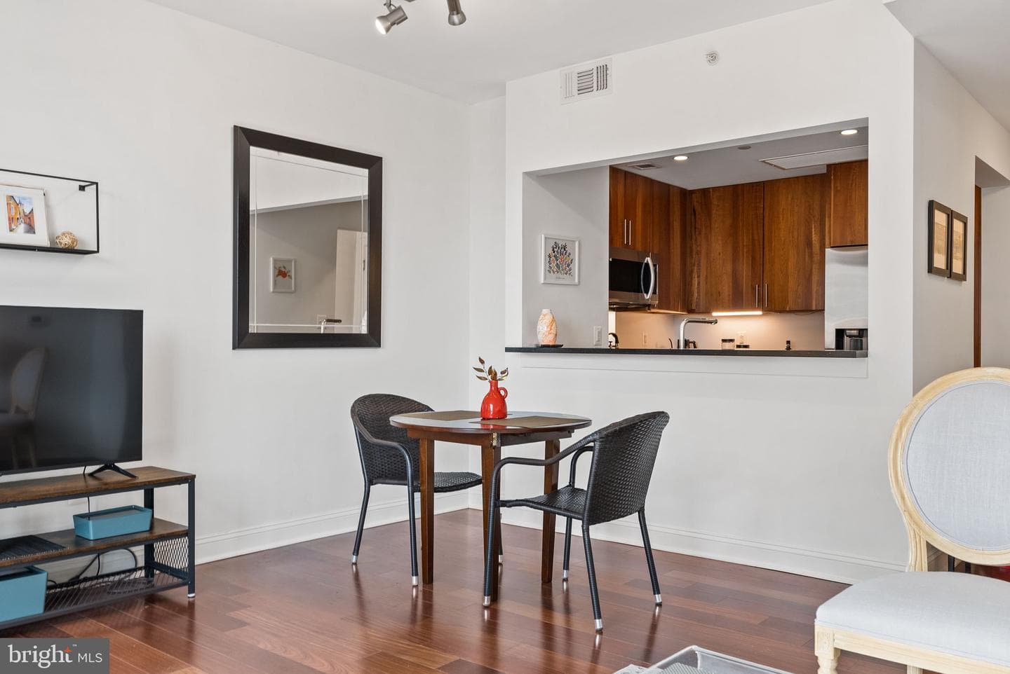 2050 Jamieson Avenue #1310 photo 18