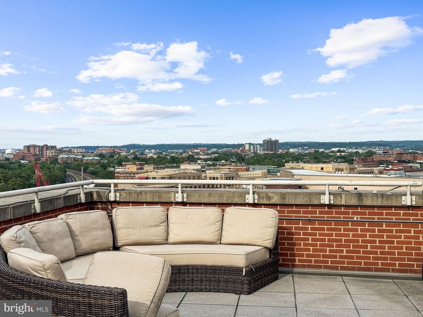 2050 Jamieson Avenue #1310 photo 36