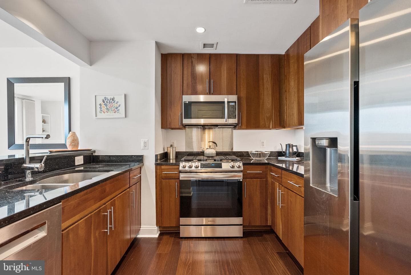 2050 Jamieson Avenue #1310 photo 4