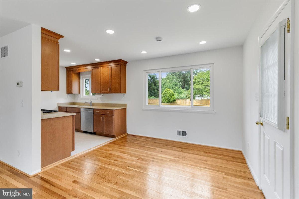2510 N Shelley Street photo 8