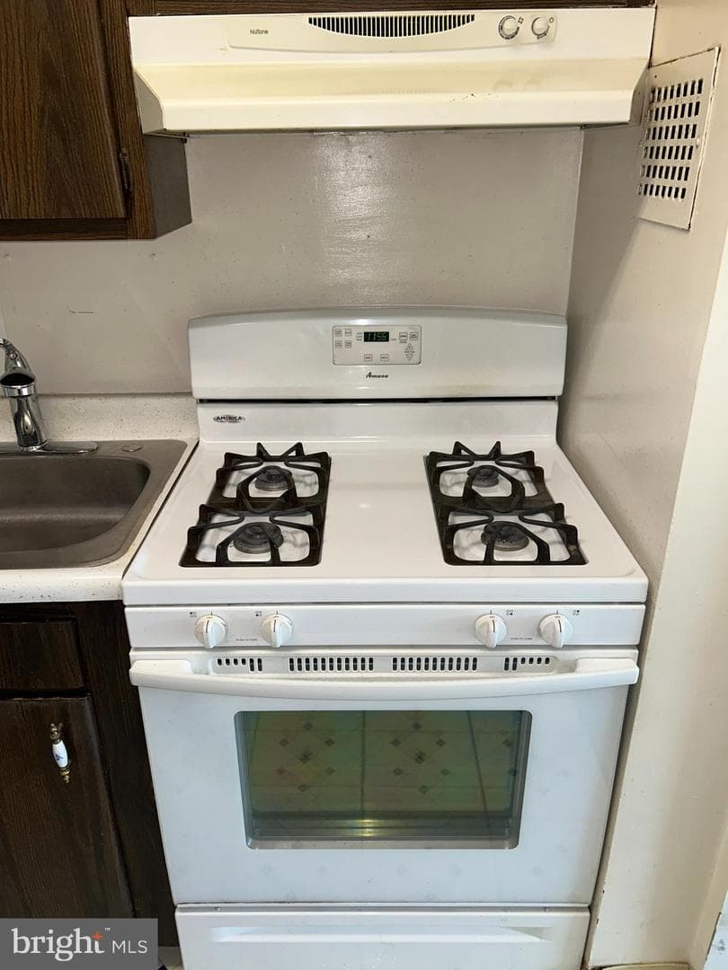 1225 Martha Custis Drive #505 photo 9
