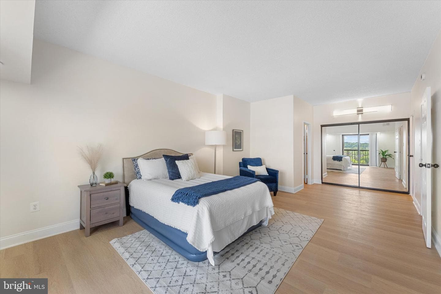200 N Pickett Street #1614 photo 13