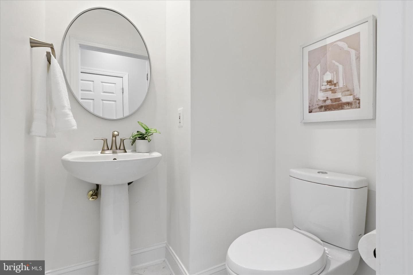 407 S Henry Street photo 25