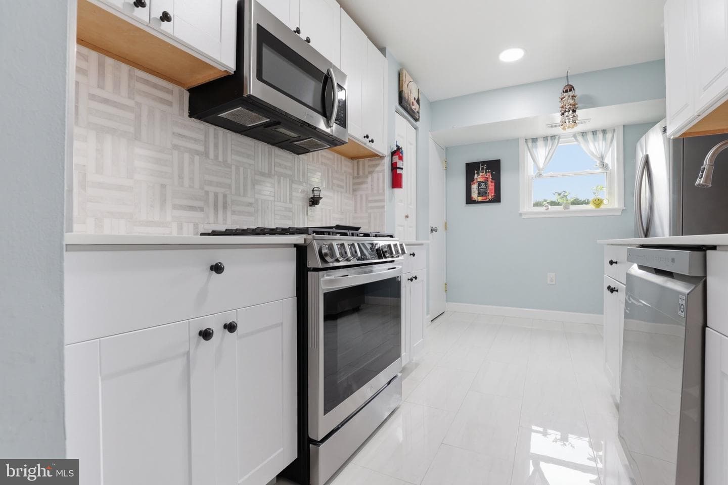 5913 Mayflower Court #101 photo 9