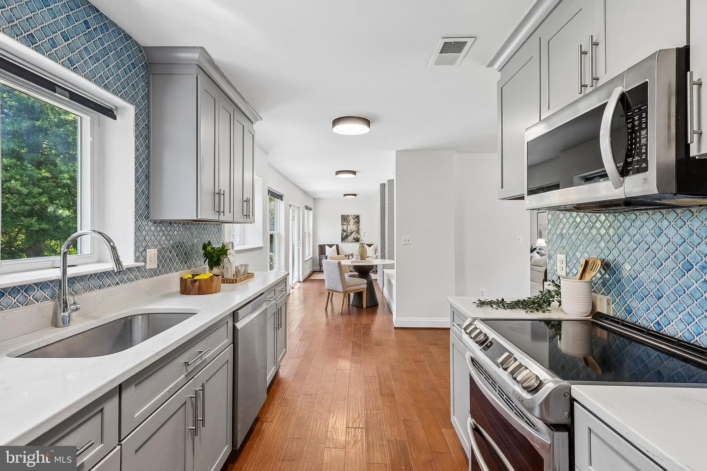 201 Longview Drive photo 23
