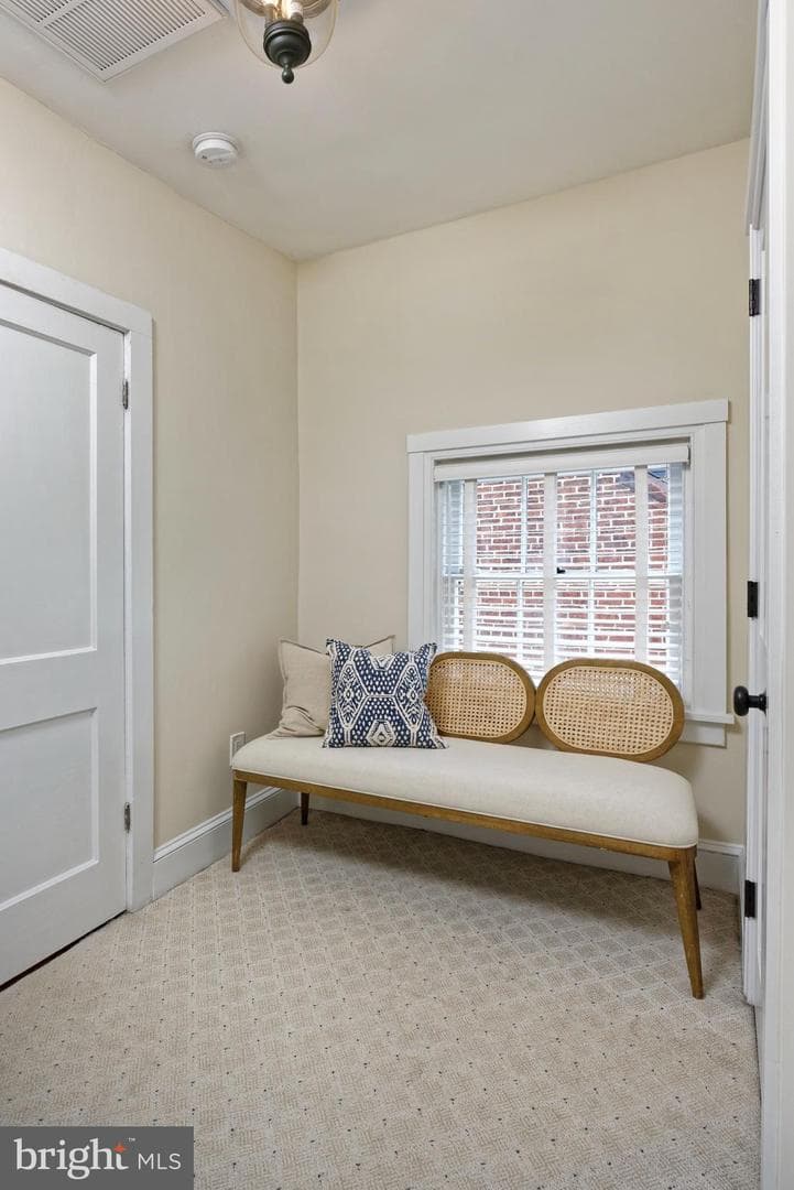210 S Pitt Street photo 30