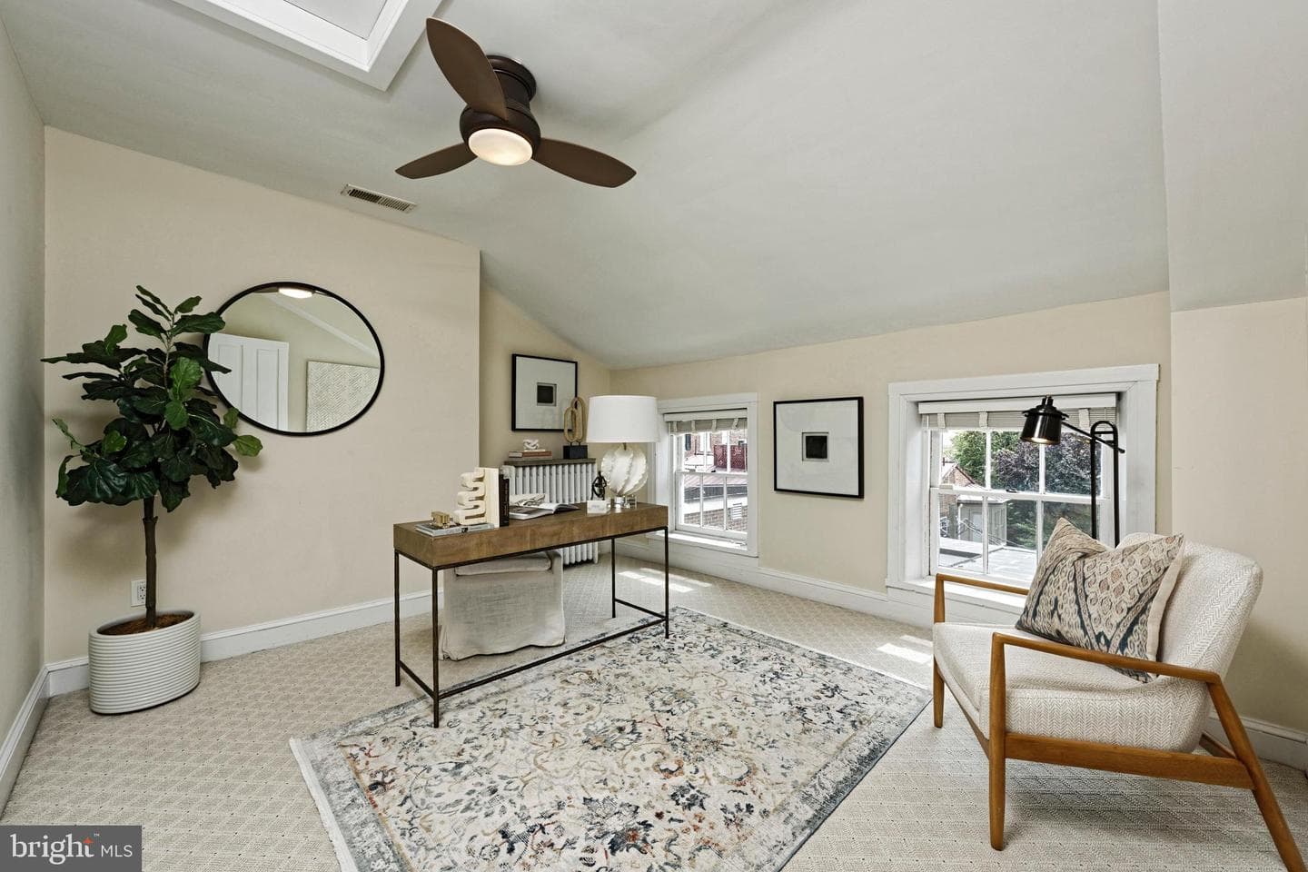 210 S Pitt Street photo 33