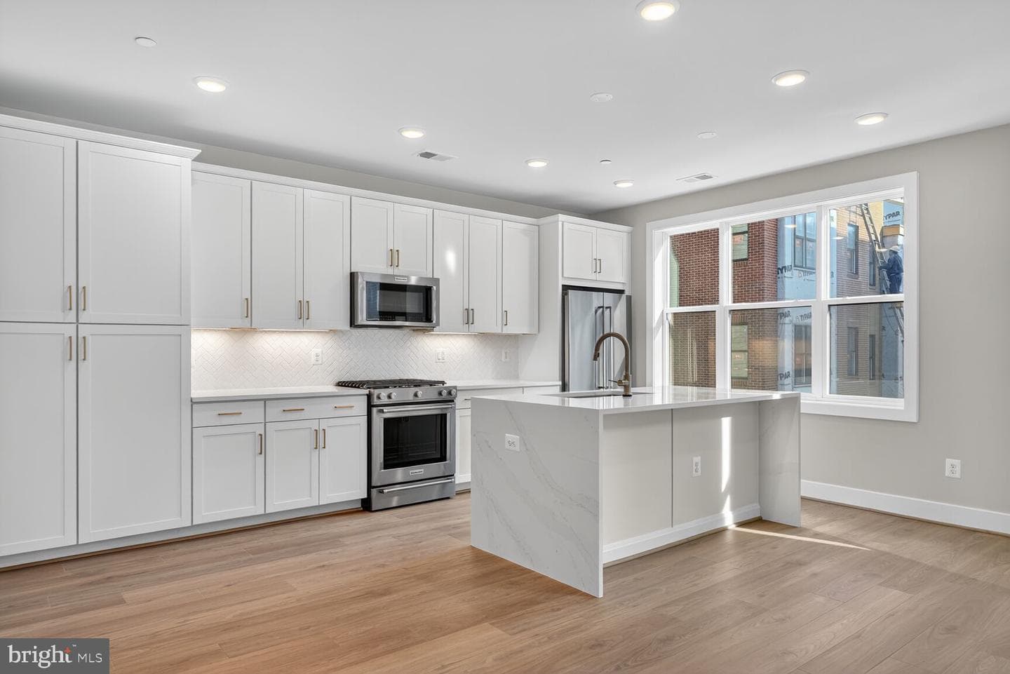 136 Pepperell Street, Alexandria