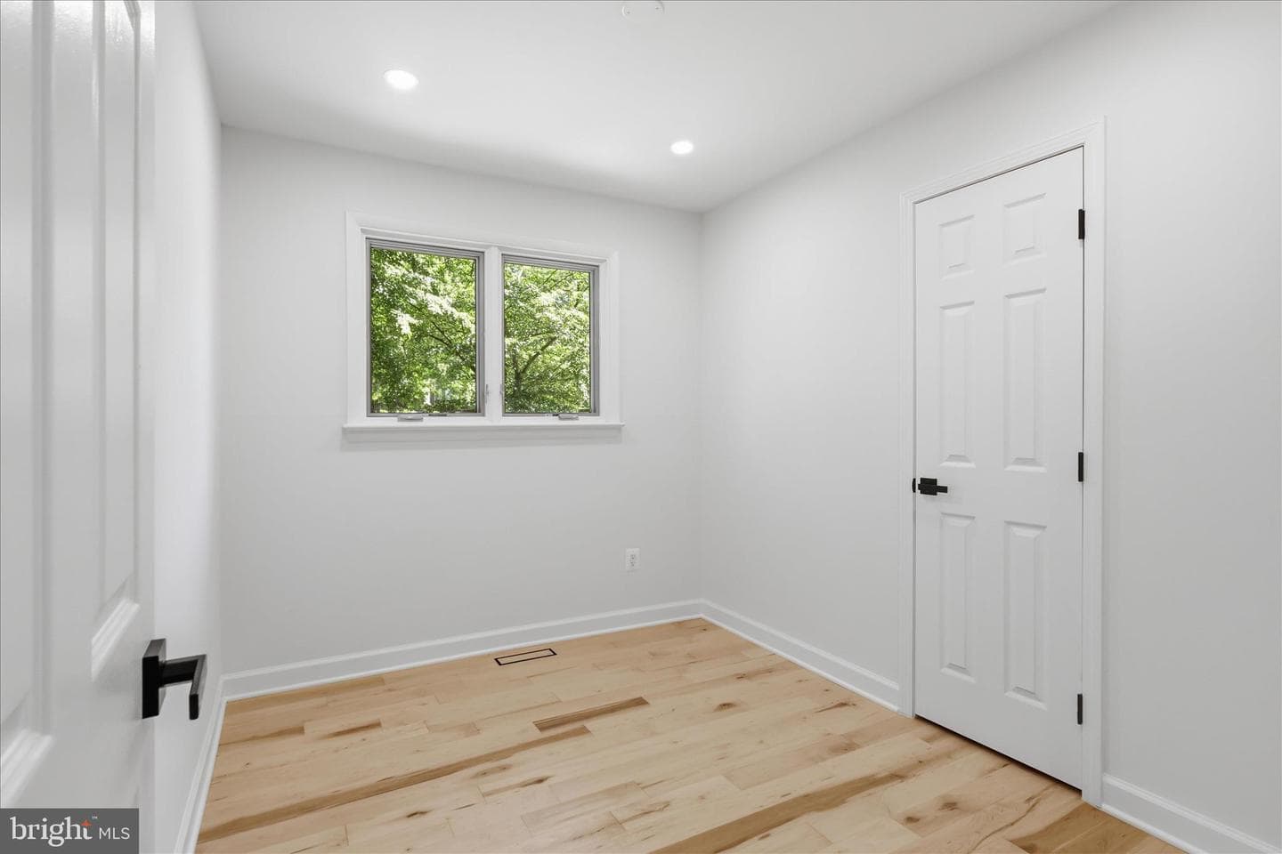 5308 Pender Court photo 19