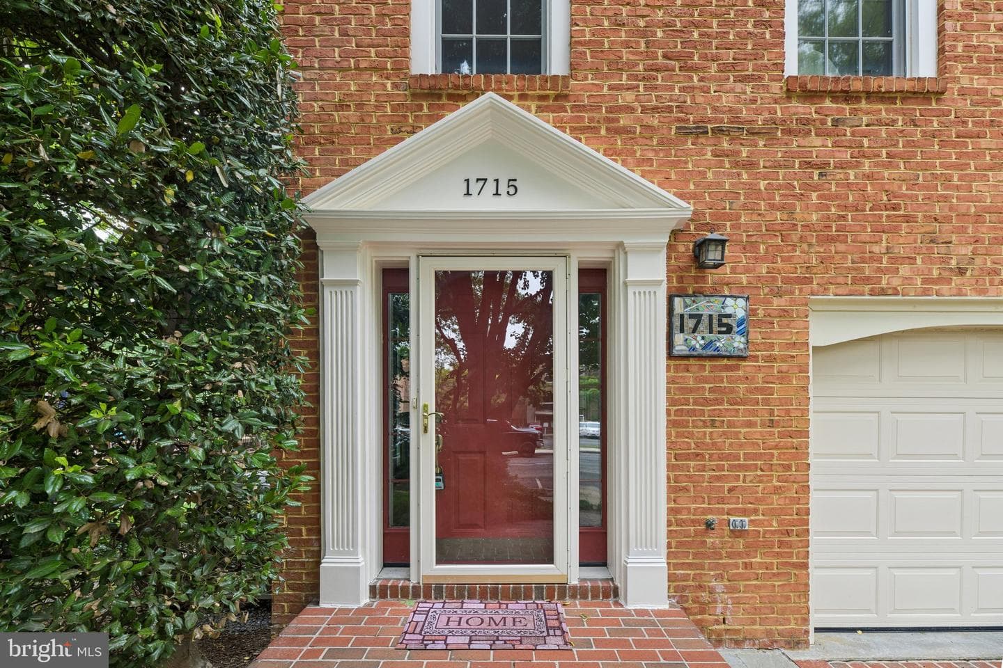 1715 Dogwood Drive photo 3