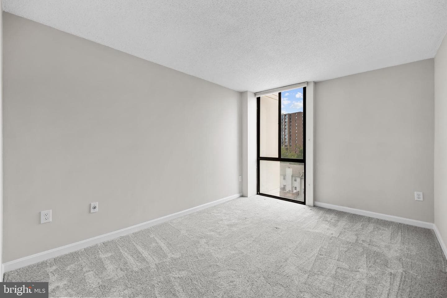 5300 Holmes Run Parkway #815 photo 27