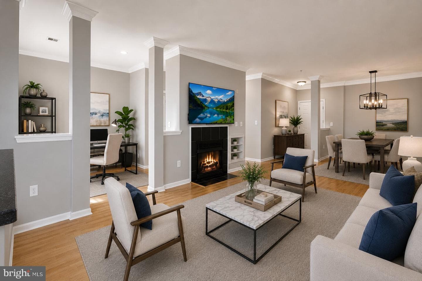 4852 Eisenhower Avenue #434