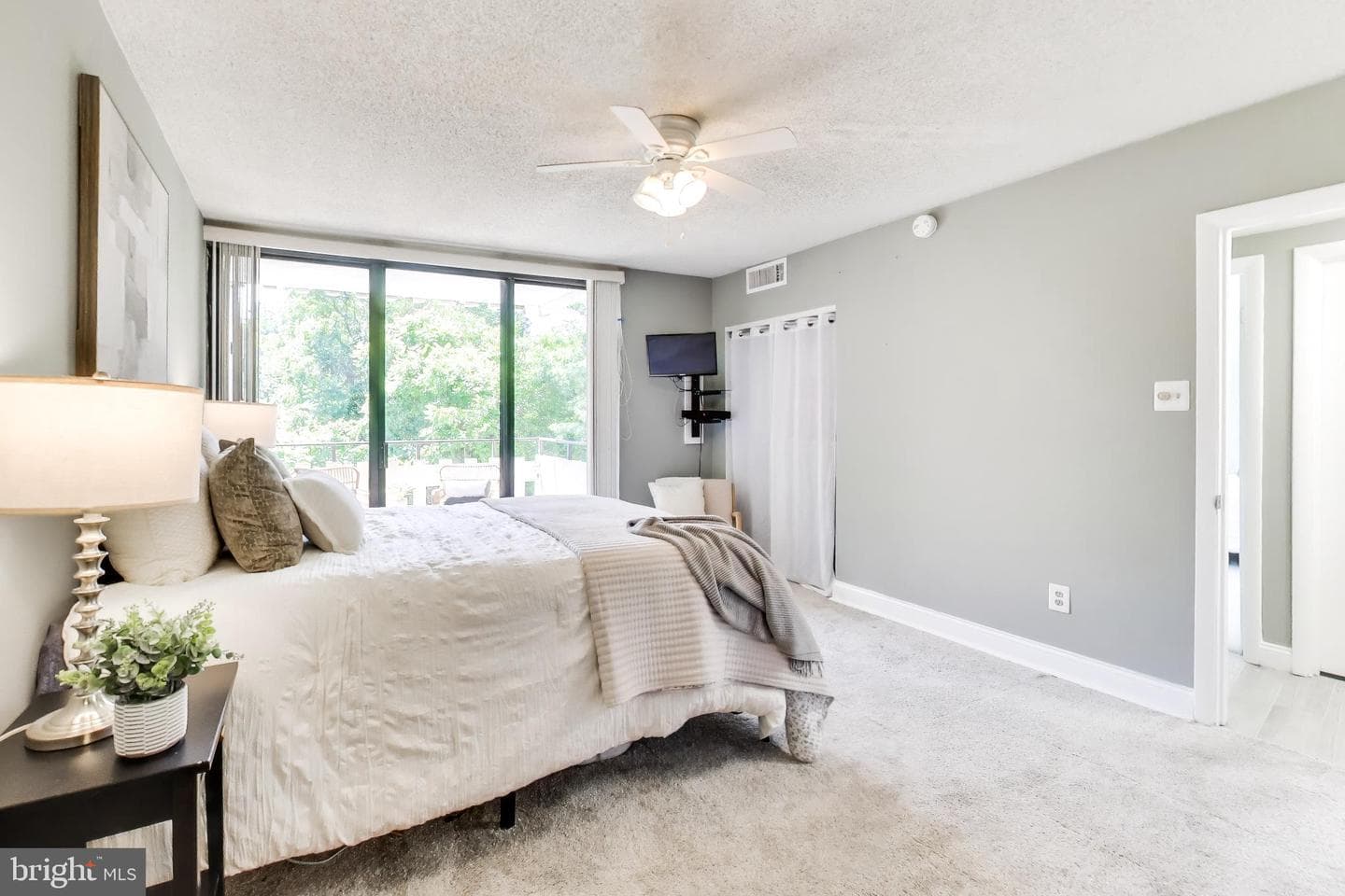 6301 Stevenson Avenue #102 photo 11