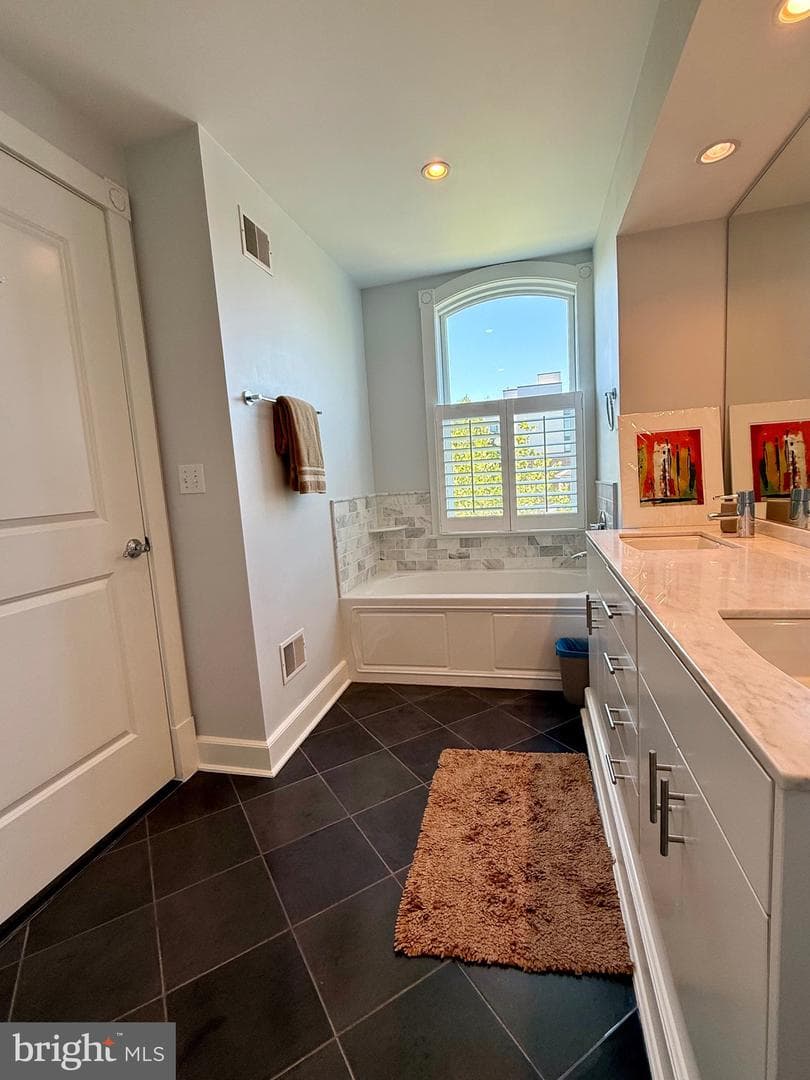 910 Powhatan Street #304s photo 32