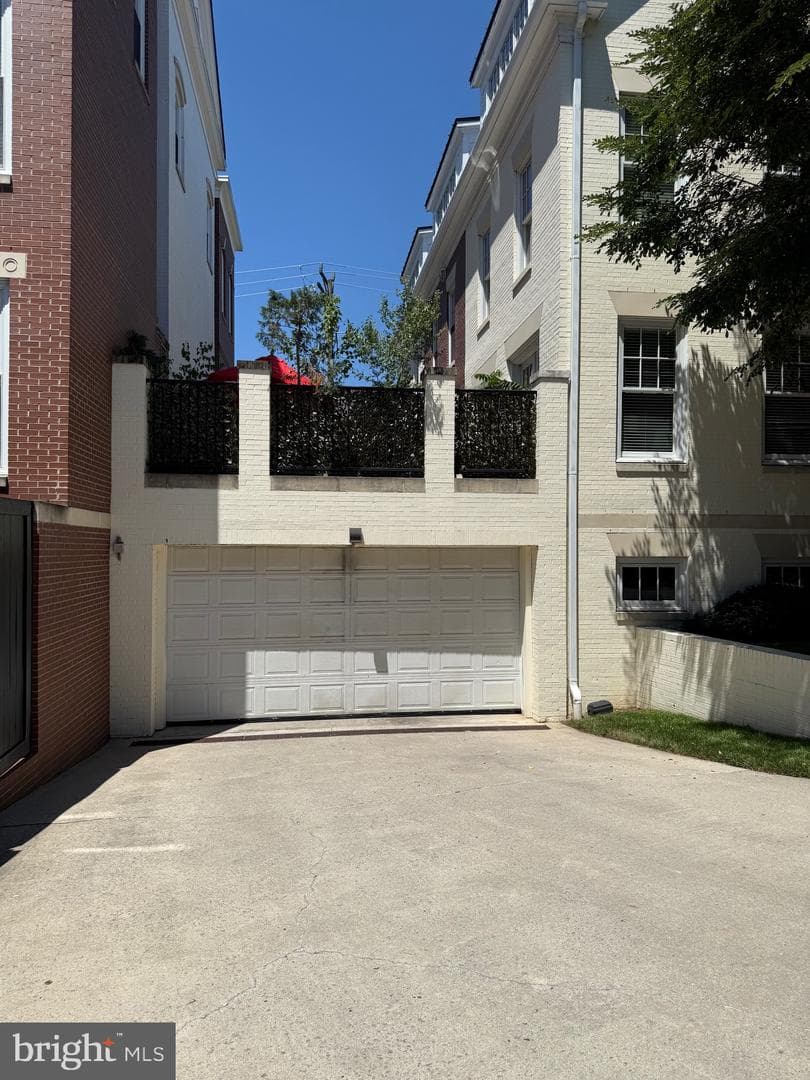 910 Powhatan Street #304s photo 37