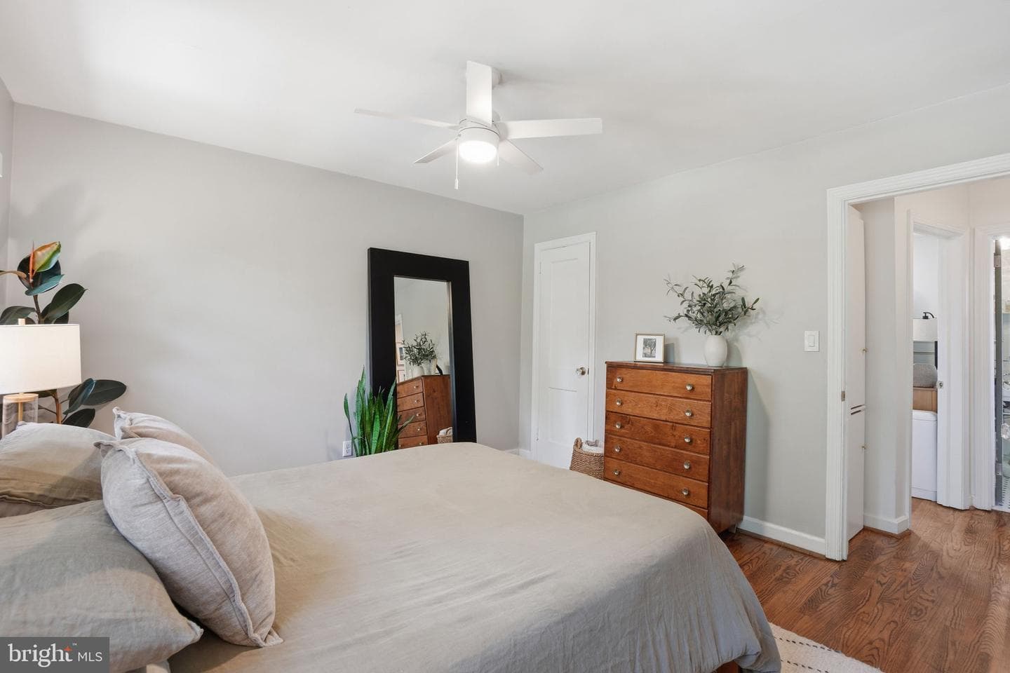 11 E Mason Avenue photo 14