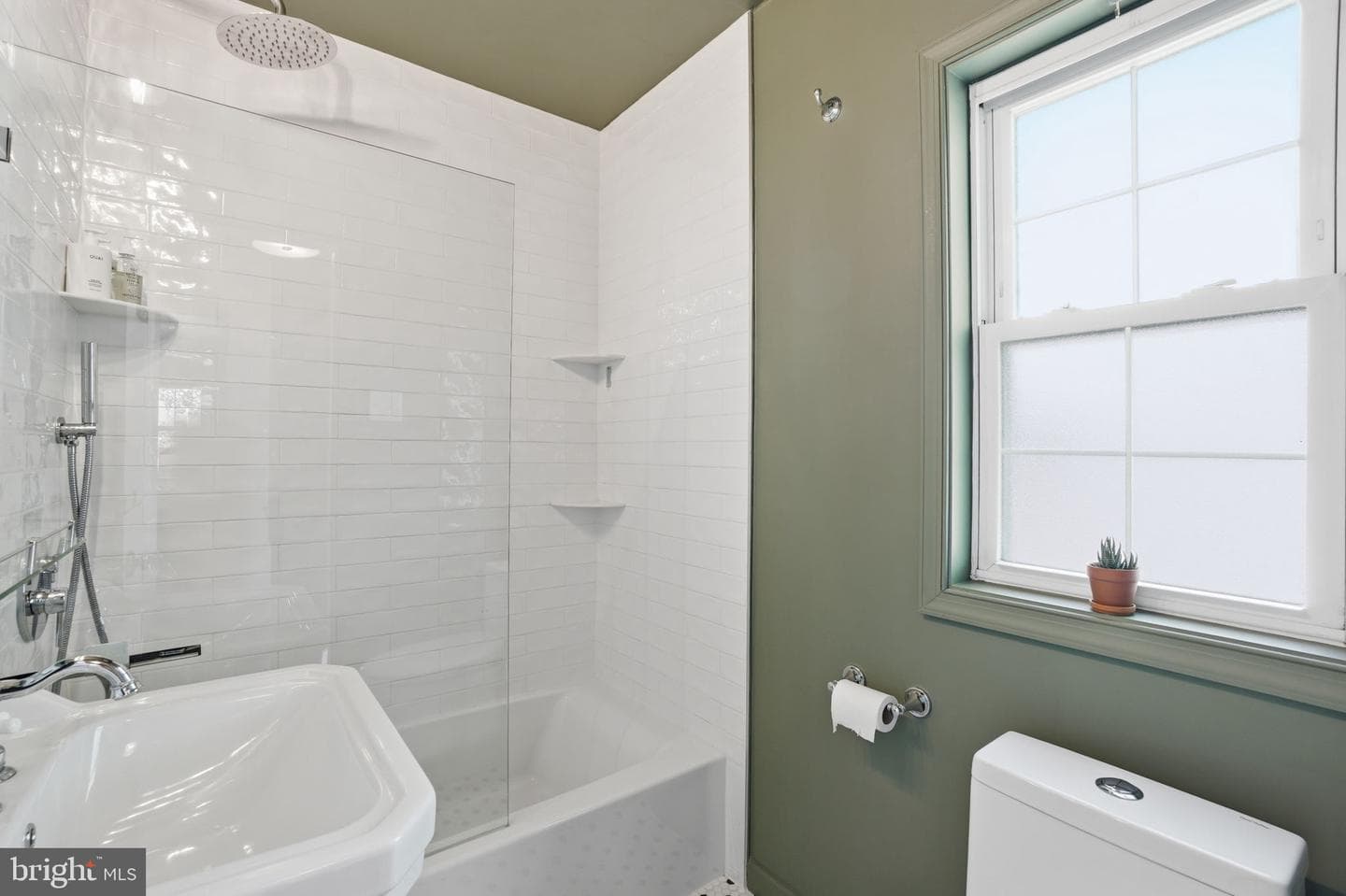 11 E Mason Avenue photo 18