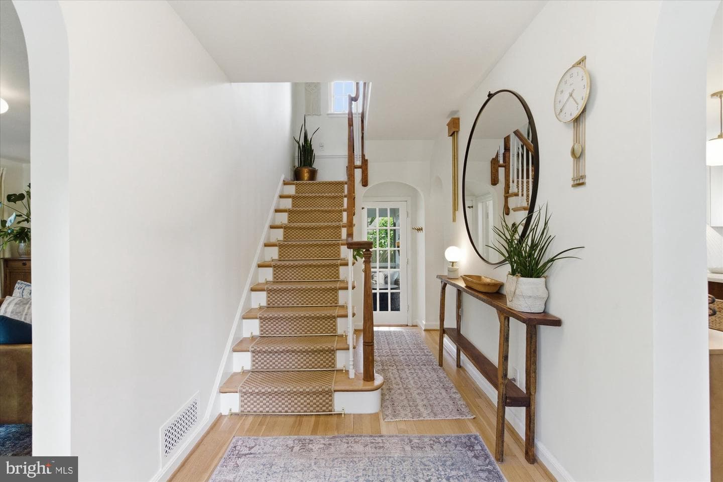 805 Chalfonte Drive photo 3