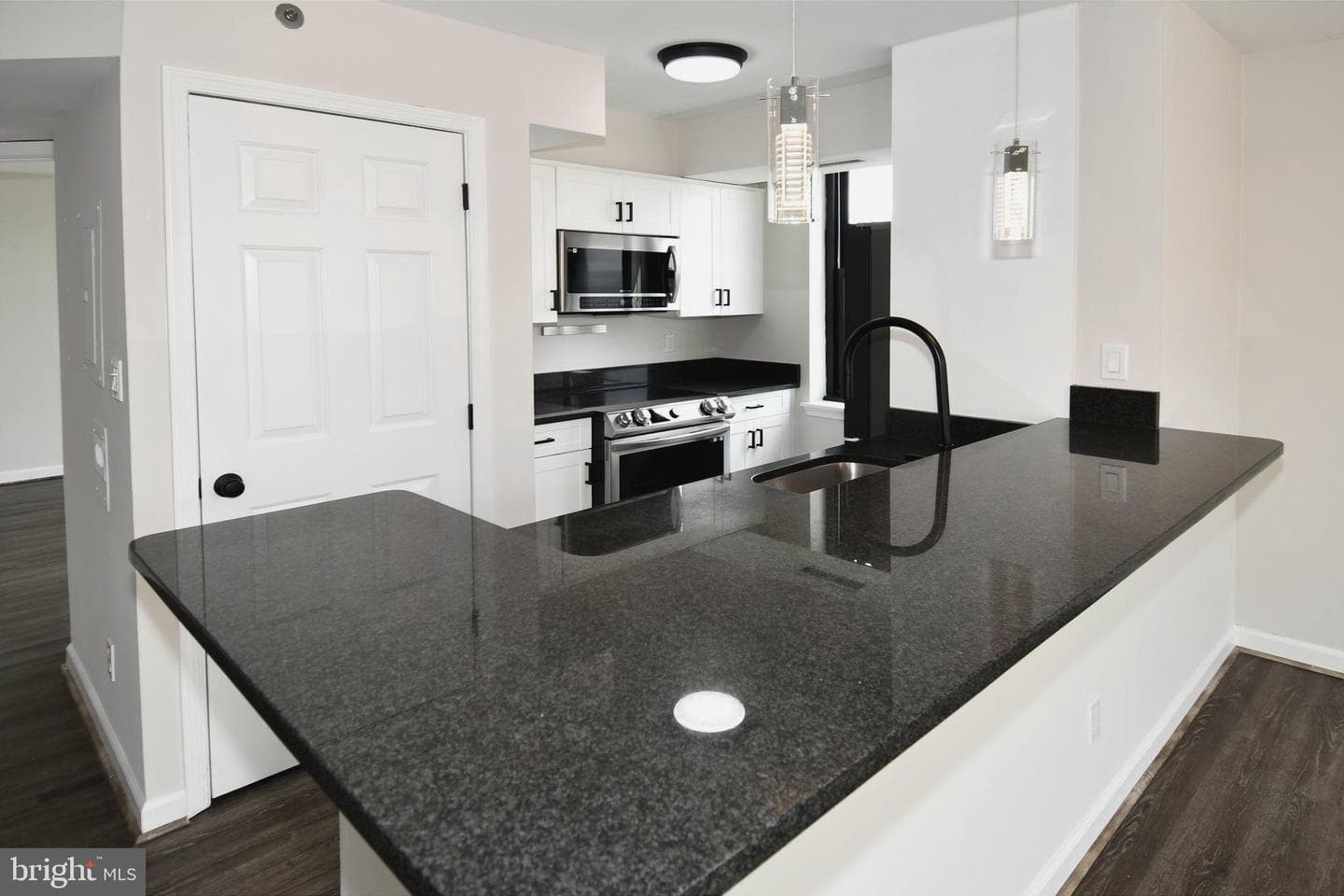 1200 Braddock Place #715 photo 14