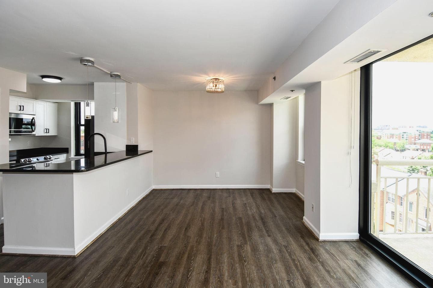 1200 Braddock Place #715 photo 17