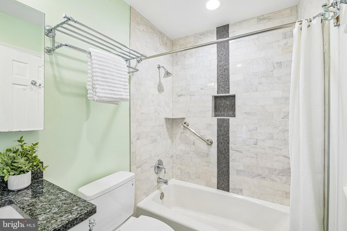 428 S Fairfax Street photo 26