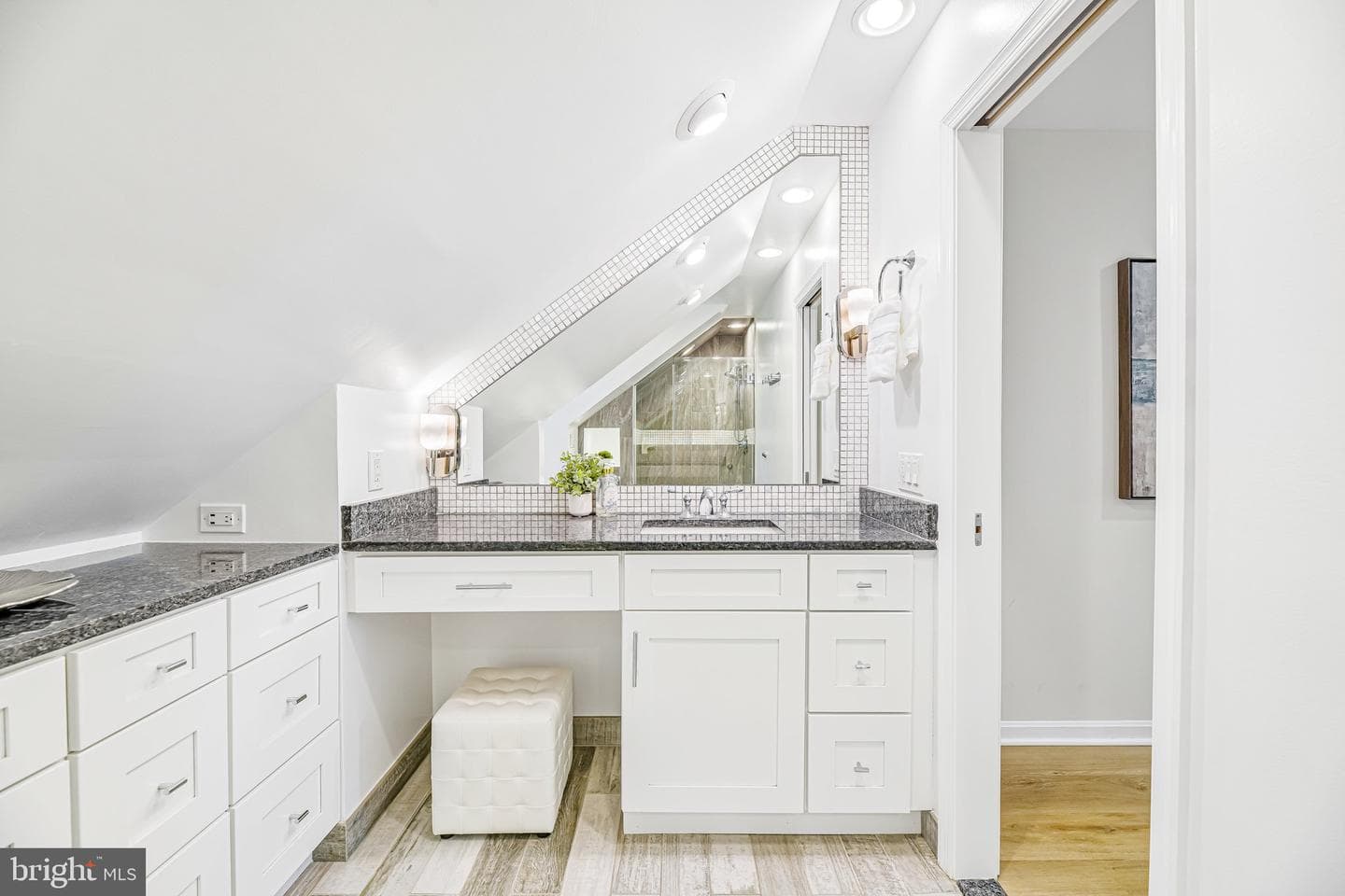 428 S Fairfax Street photo 35