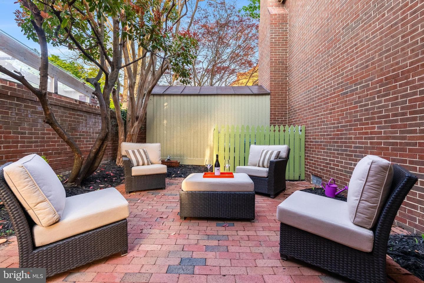 428 S Fairfax Street photo 9
