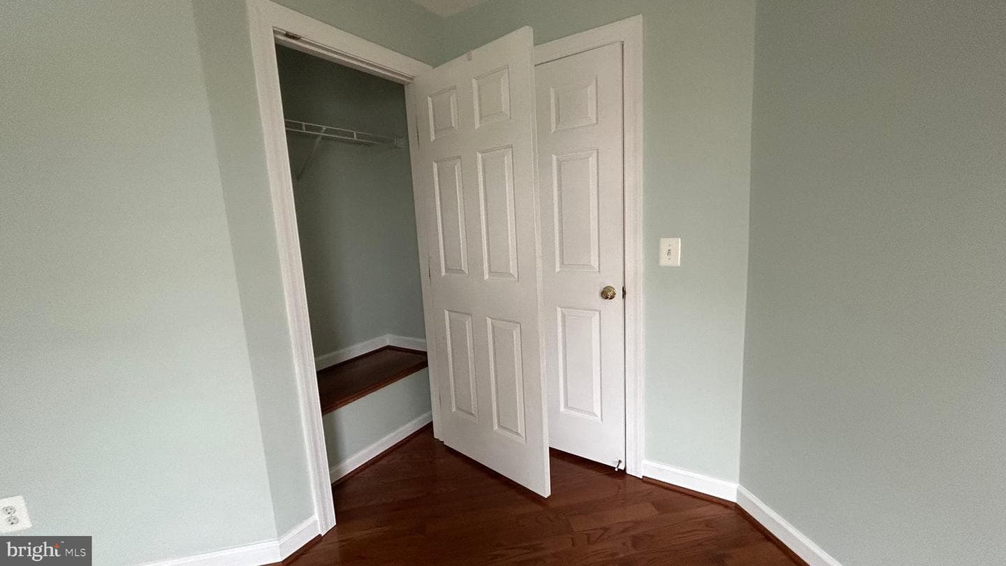 939 Harrison Circle photo 33