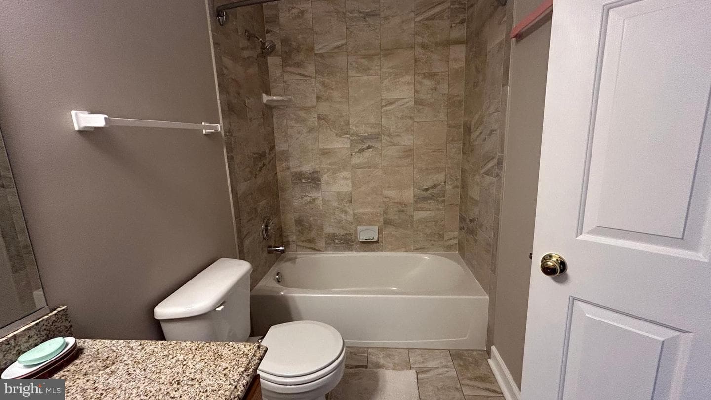 939 Harrison Circle photo 36