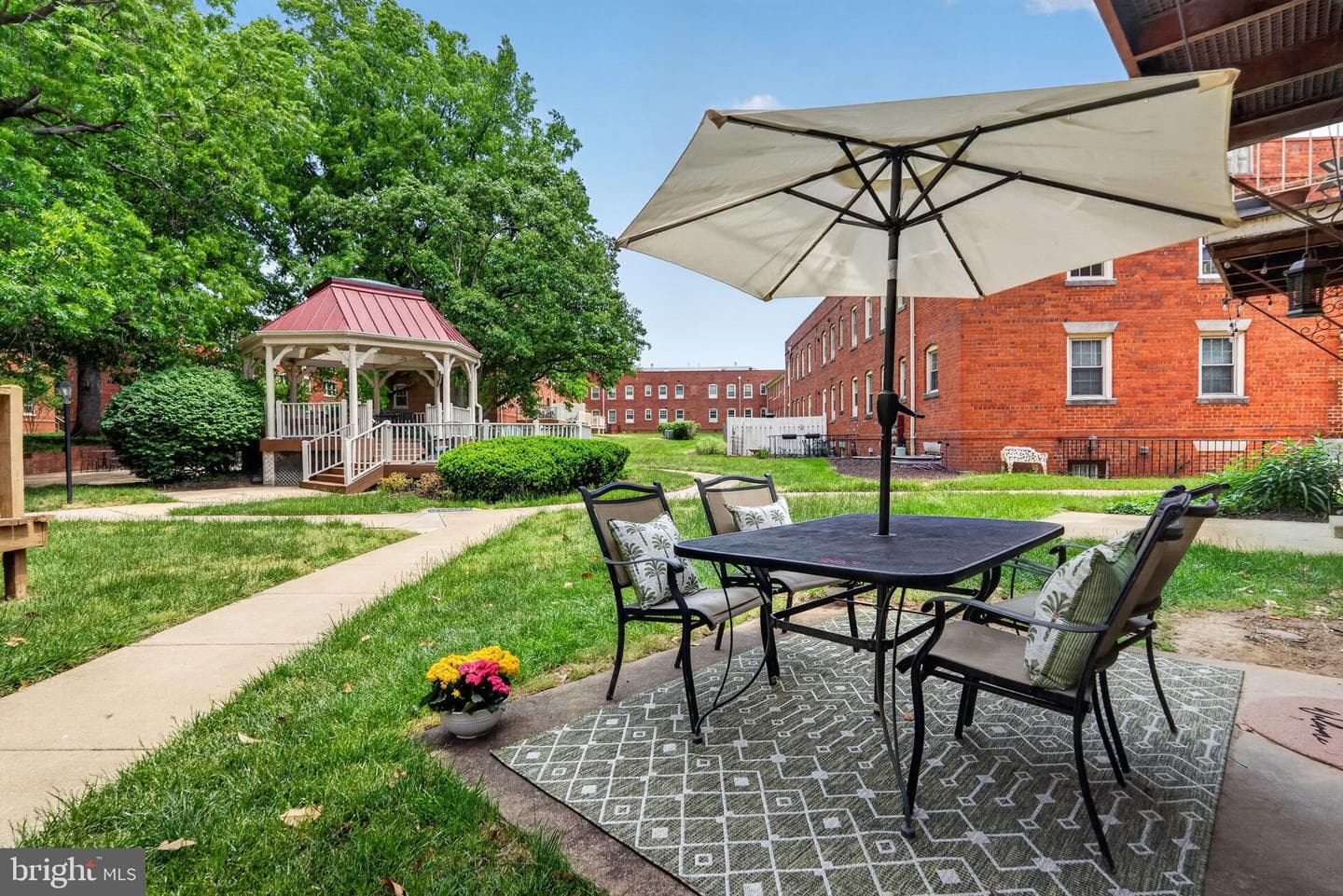 1301 E Abingdon Drive #1 photo 5