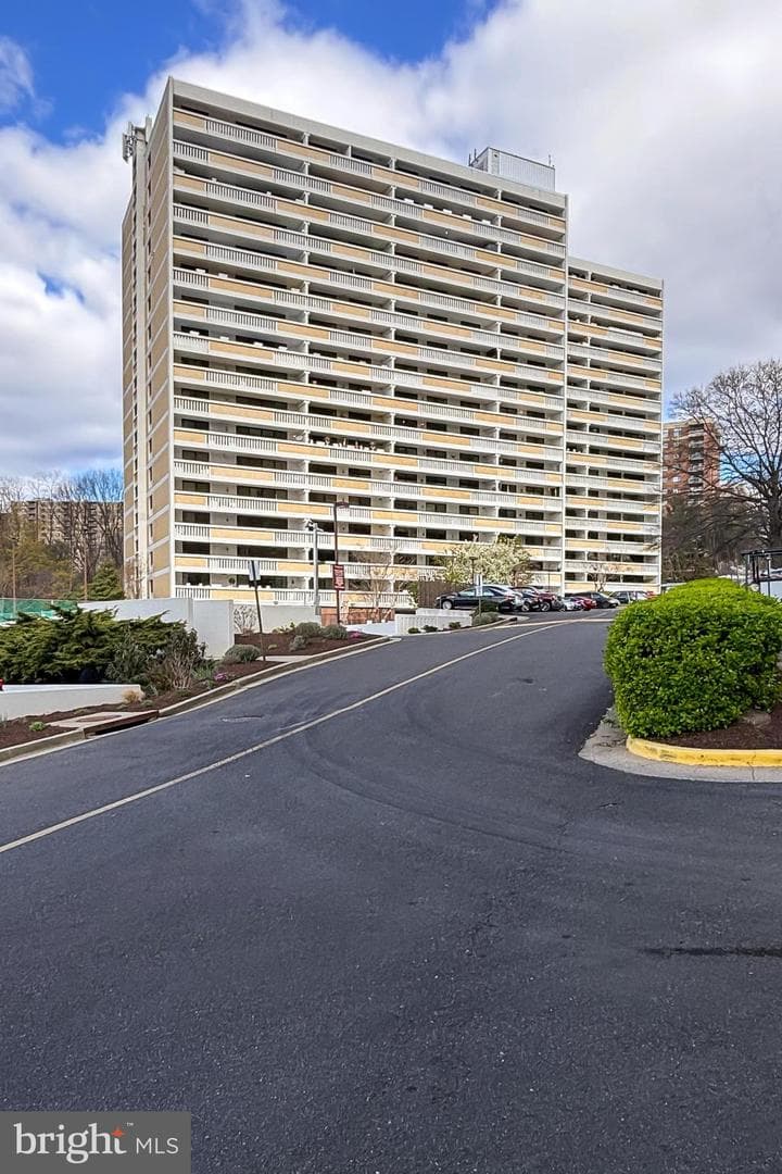 6101 Edsall Road #1206, Alexandria