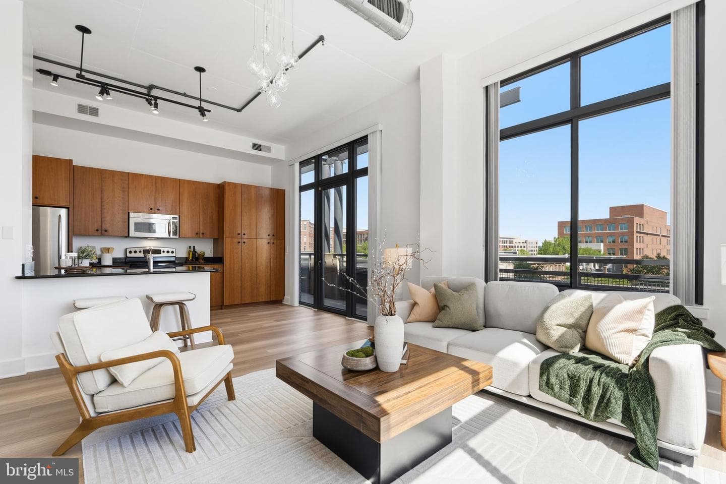 520 John Carlyle Street #402 photo 8