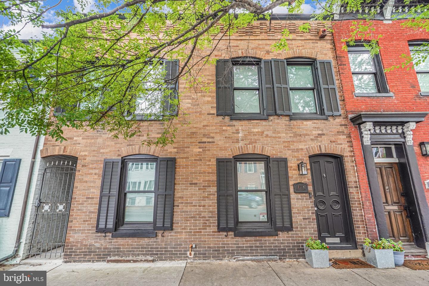 1015 Duke Street, Alexandria