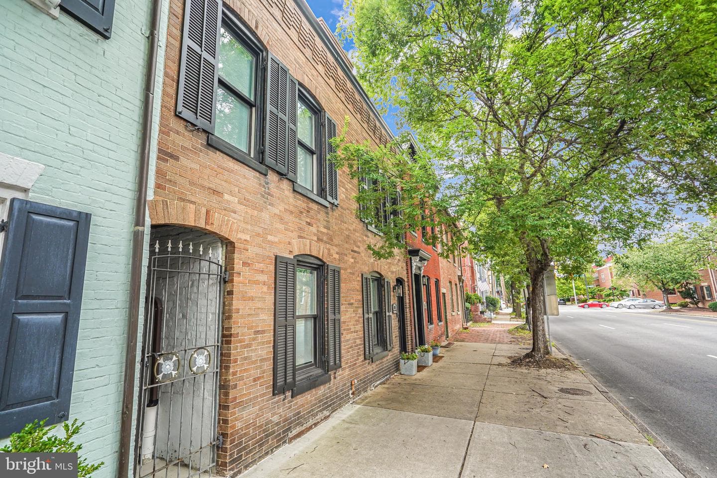 1015 Duke Street, Alexandria