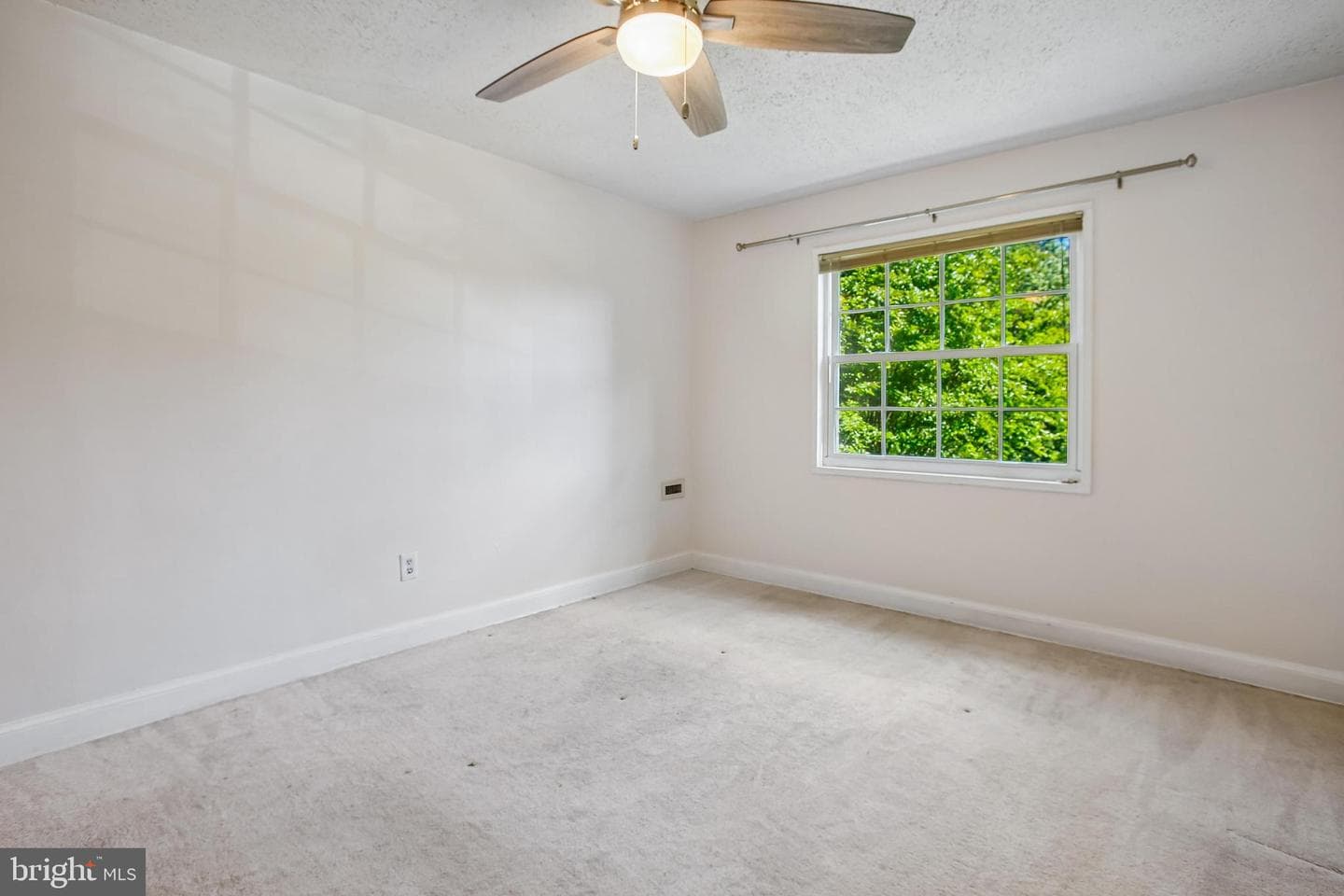 1702 W Abingdon Drive #201 photo 20
