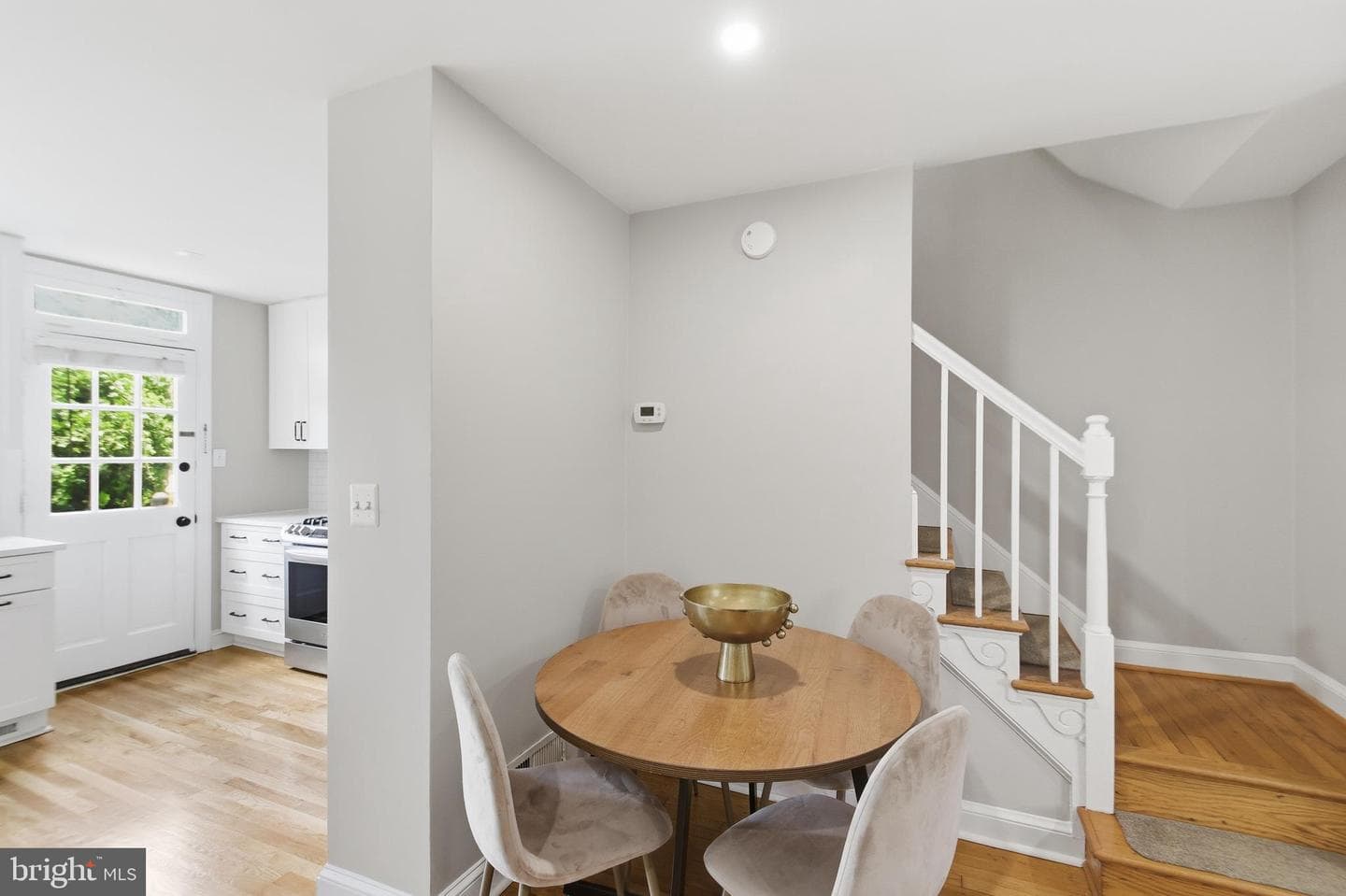 308 Wesmond Drive photo 12