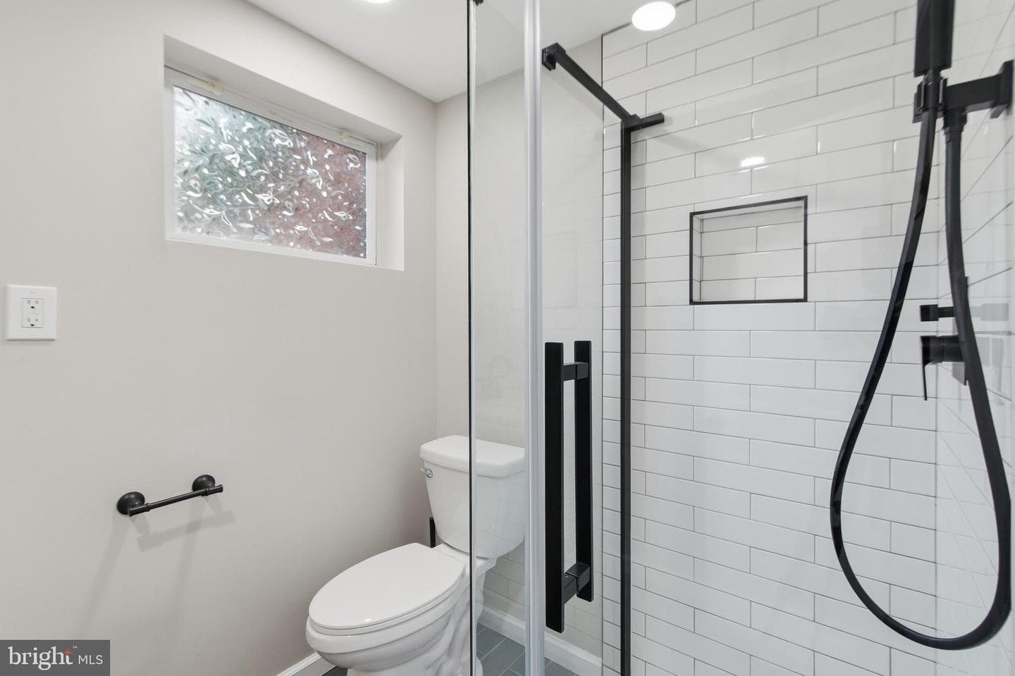 308 Wesmond Drive photo 23