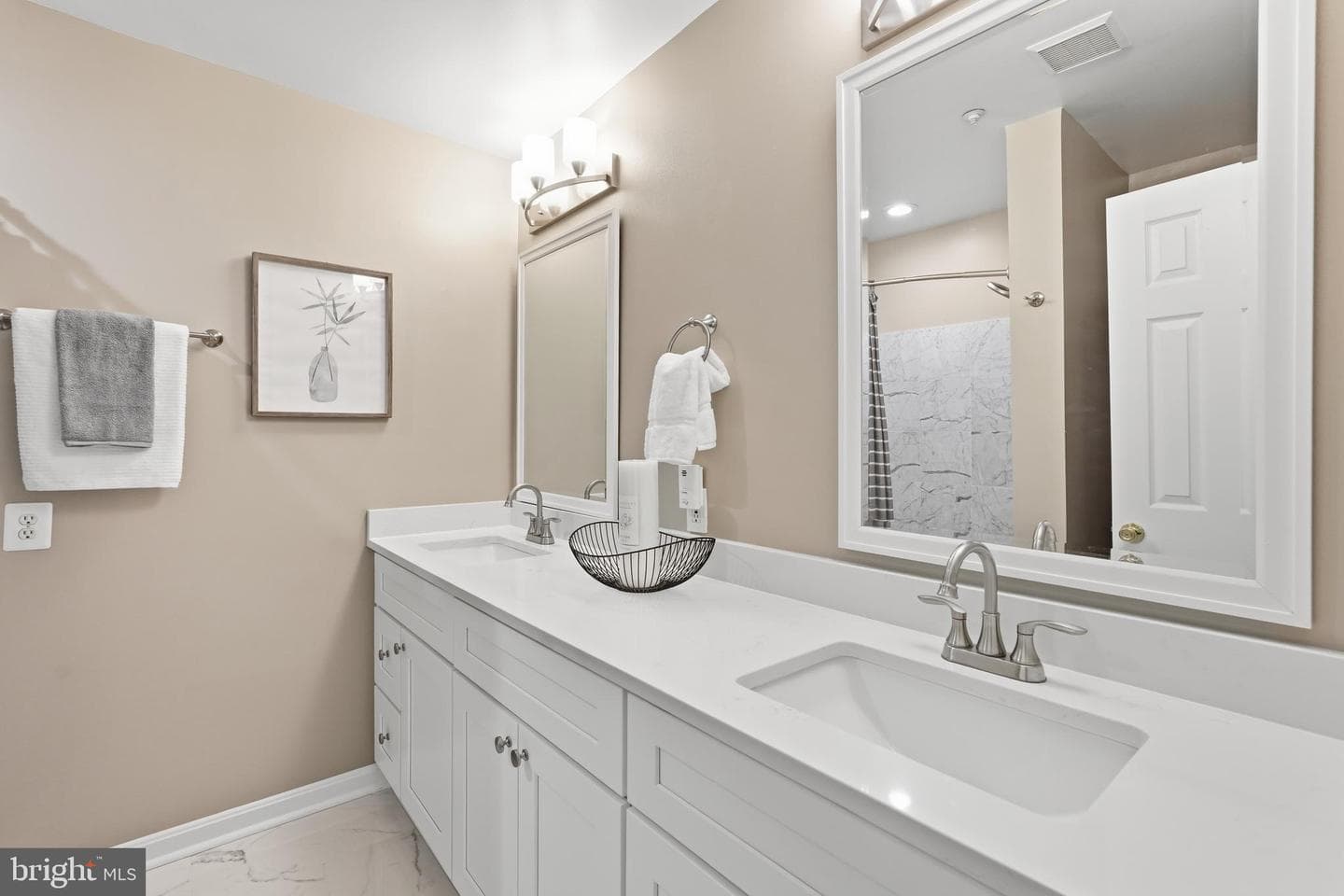 3298 Mount Vernon Avenue photo 26