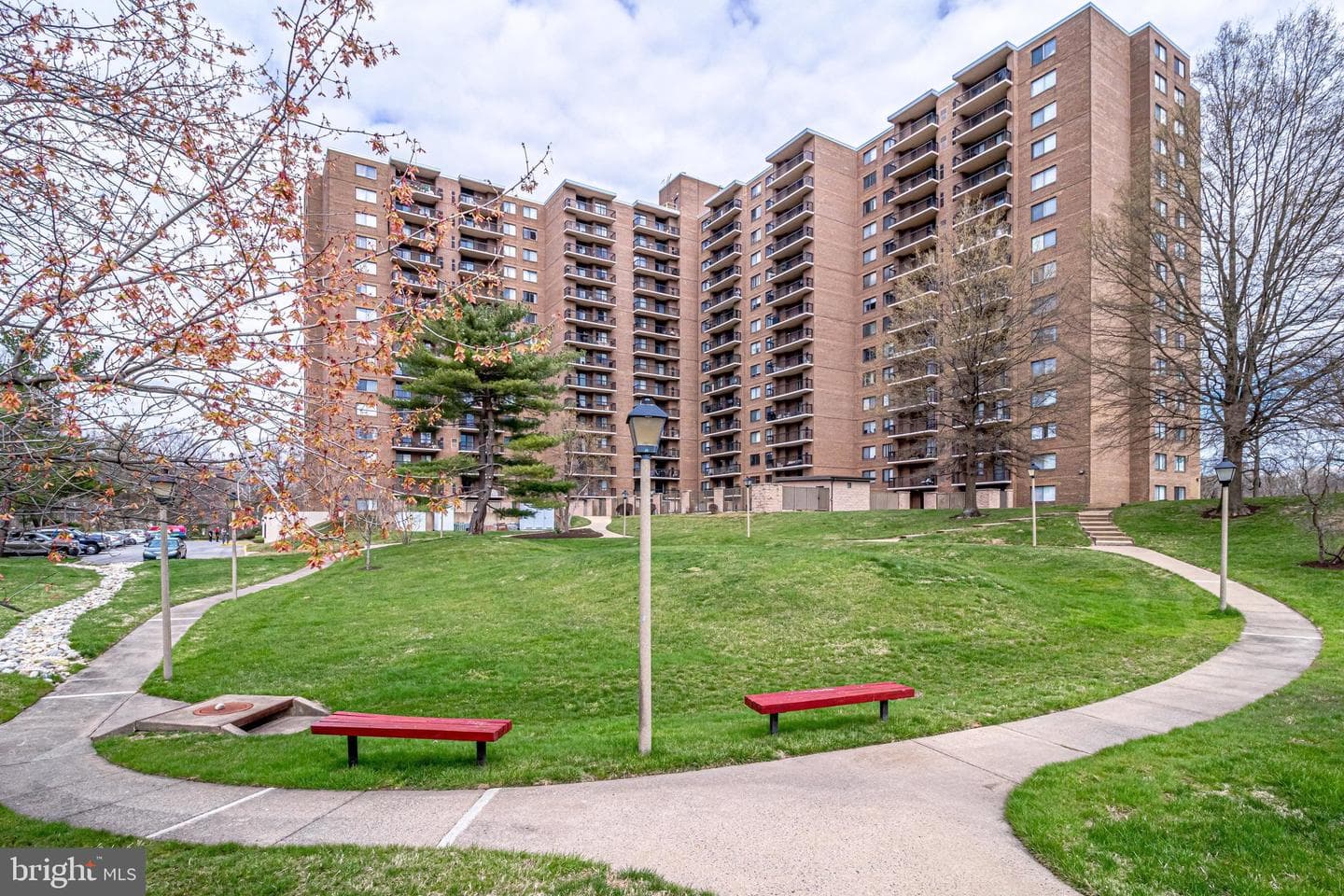 200 N Pickett Street N #206 photo 46