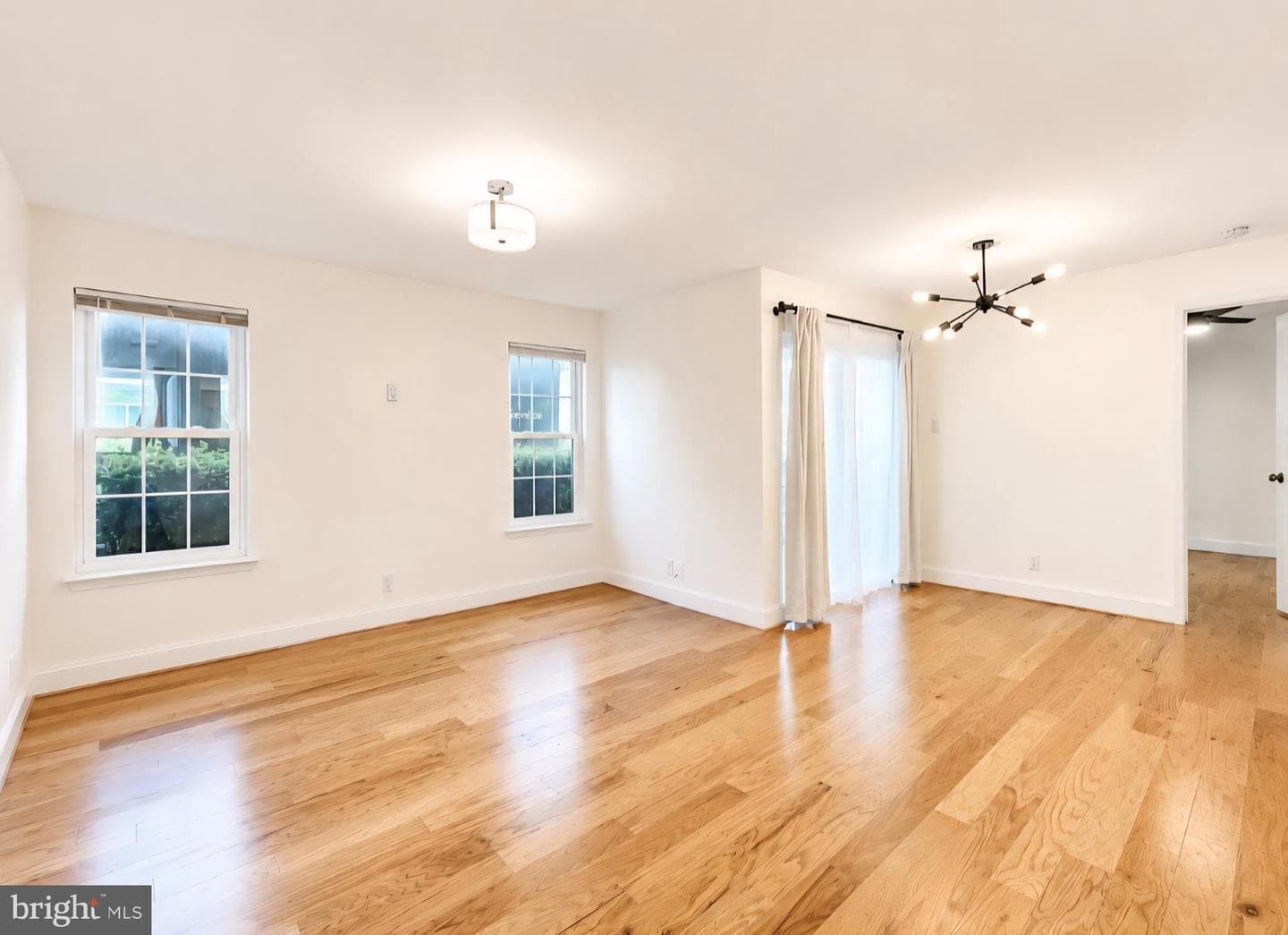 3308 Wyndham Circle #124, Alexandria