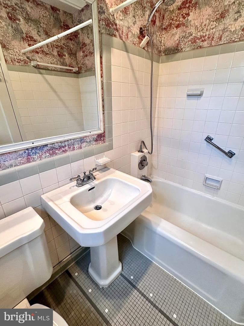 1119 Beverley Drive photo 7