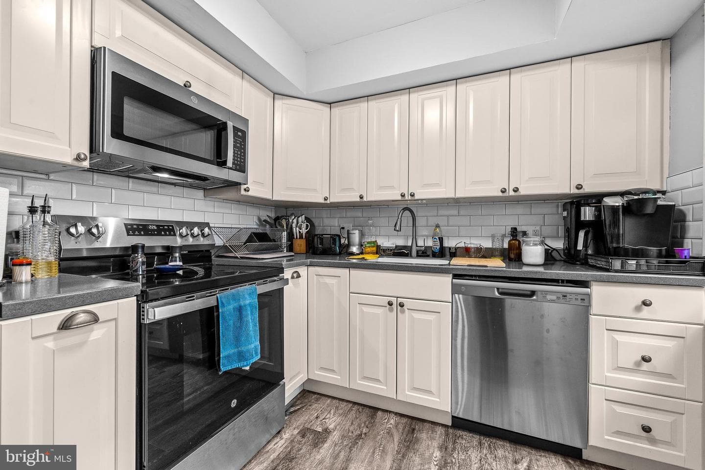 3210 S 28th Street #404 photo 14