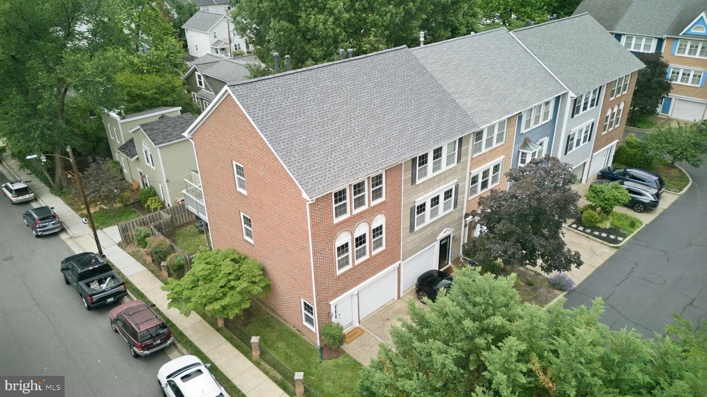 45 Herbert Street photo 2