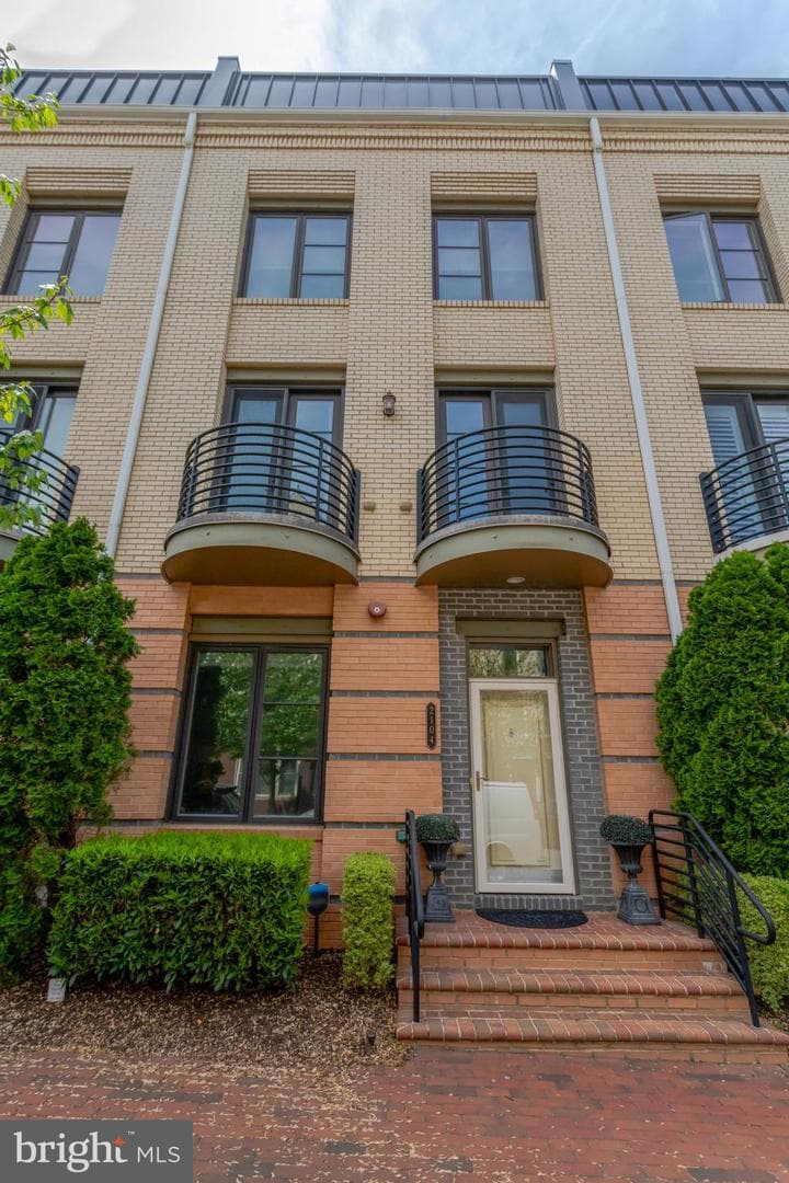 2104 Main Line Boulevard photo 87