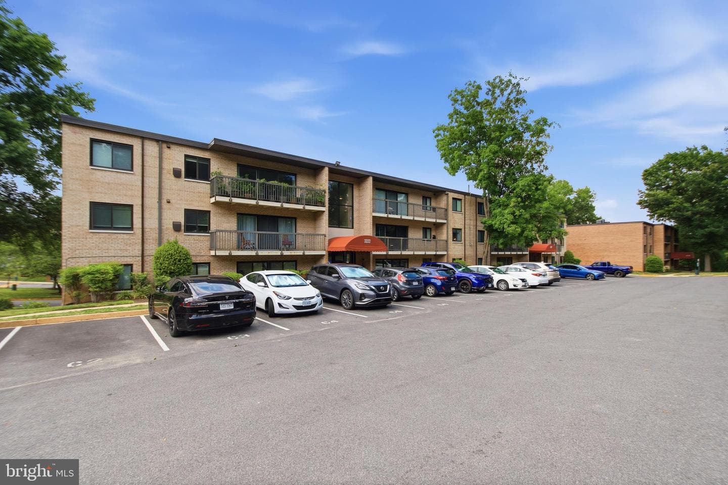 3222 S 28th Street #402, Alexandria