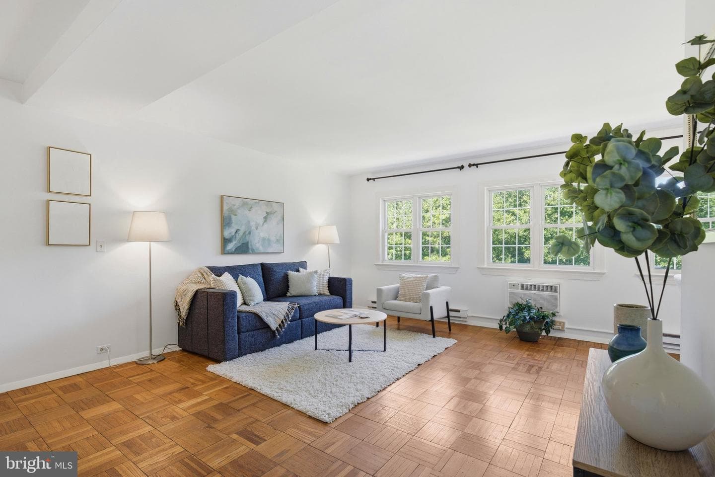 3243 Valley Drive photo 3