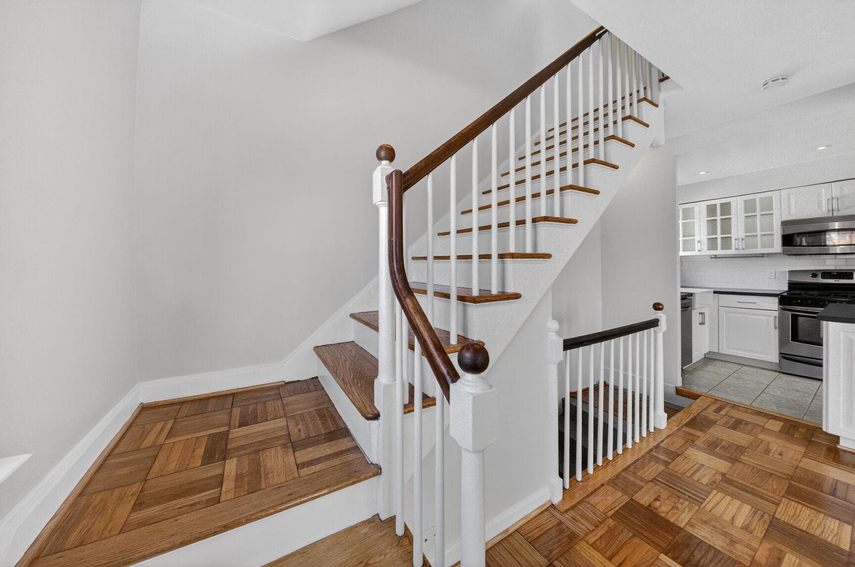 1103 Beverley Drive photo 14
