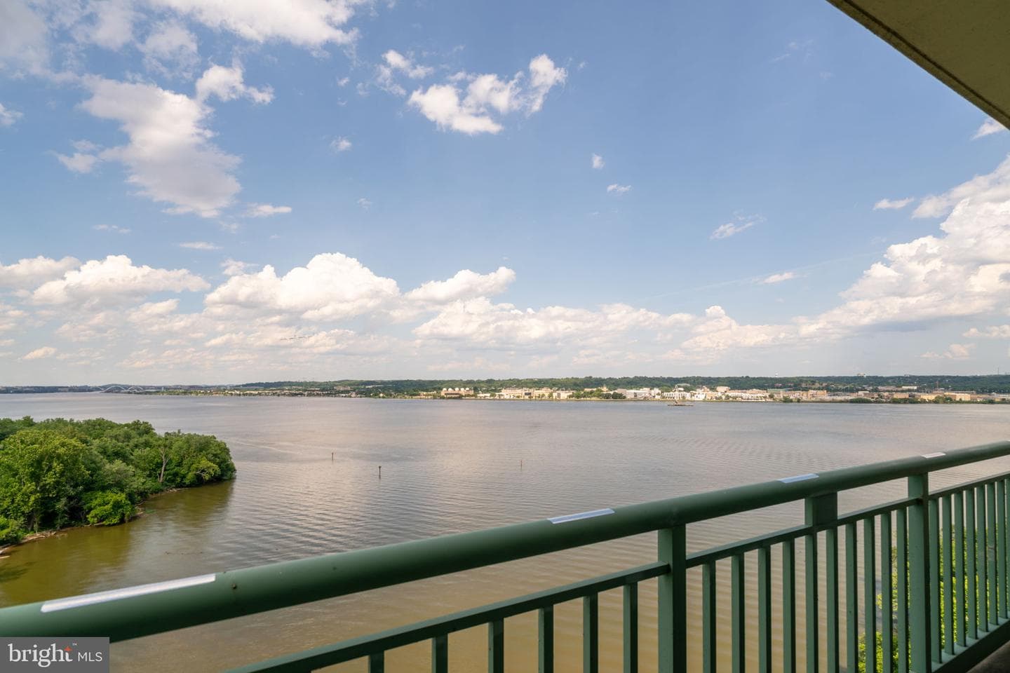 501 Slaters Lane #1407 photo 2